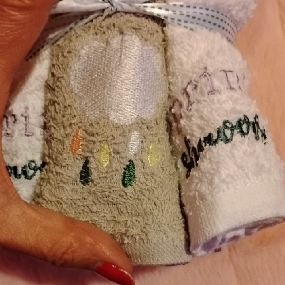 2 Sets Of 6 Washcloths Embroidered With Spring Showers NWT